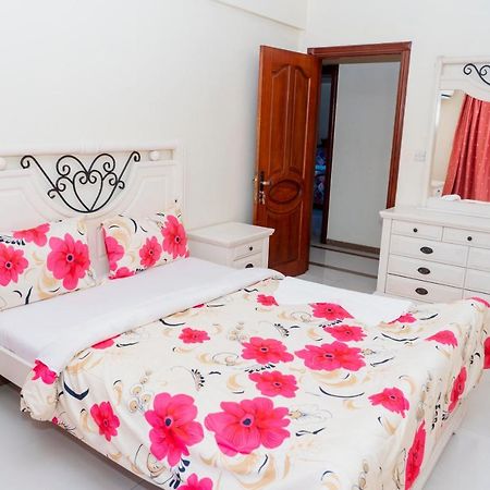 Luxury Apartment With Ocean View In Oyster Bay Dár Al-Szalám Kültér fotó