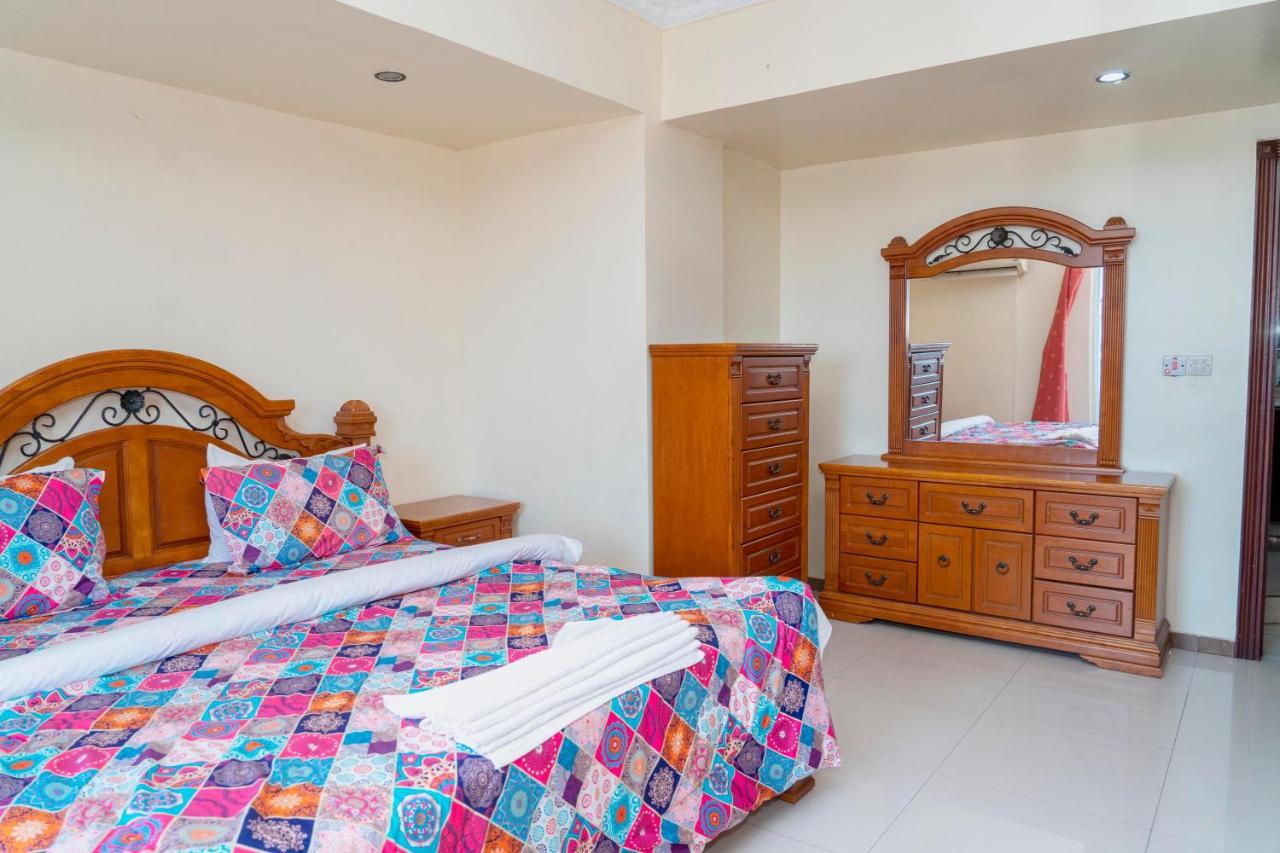 Luxury Apartment With Ocean View In Oyster Bay Dár Al-Szalám Kültér fotó
